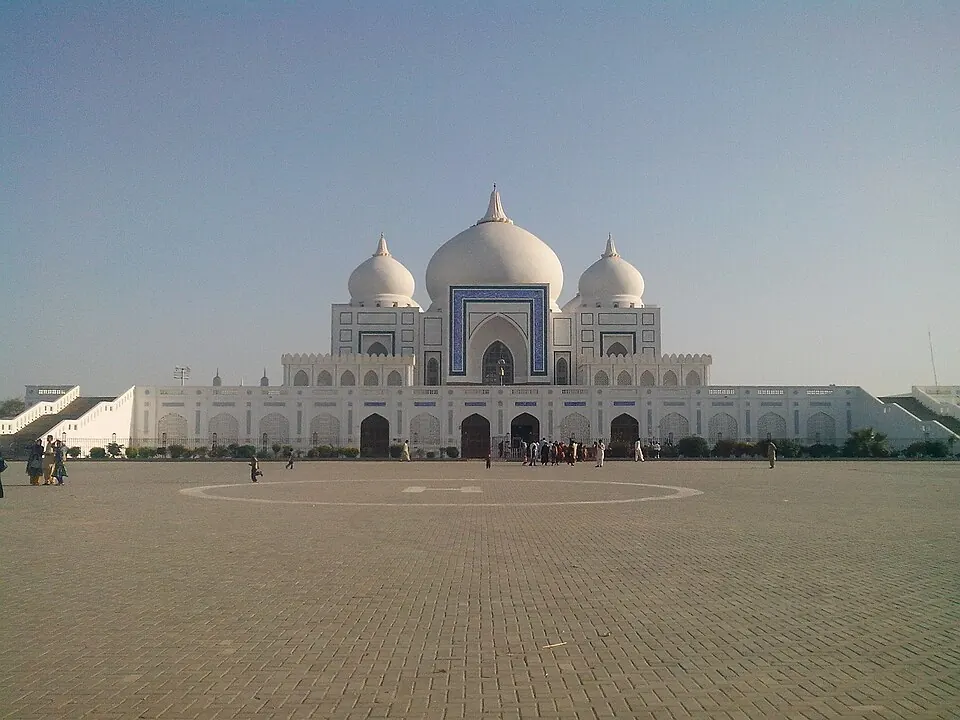 Bhutto family mausoleum