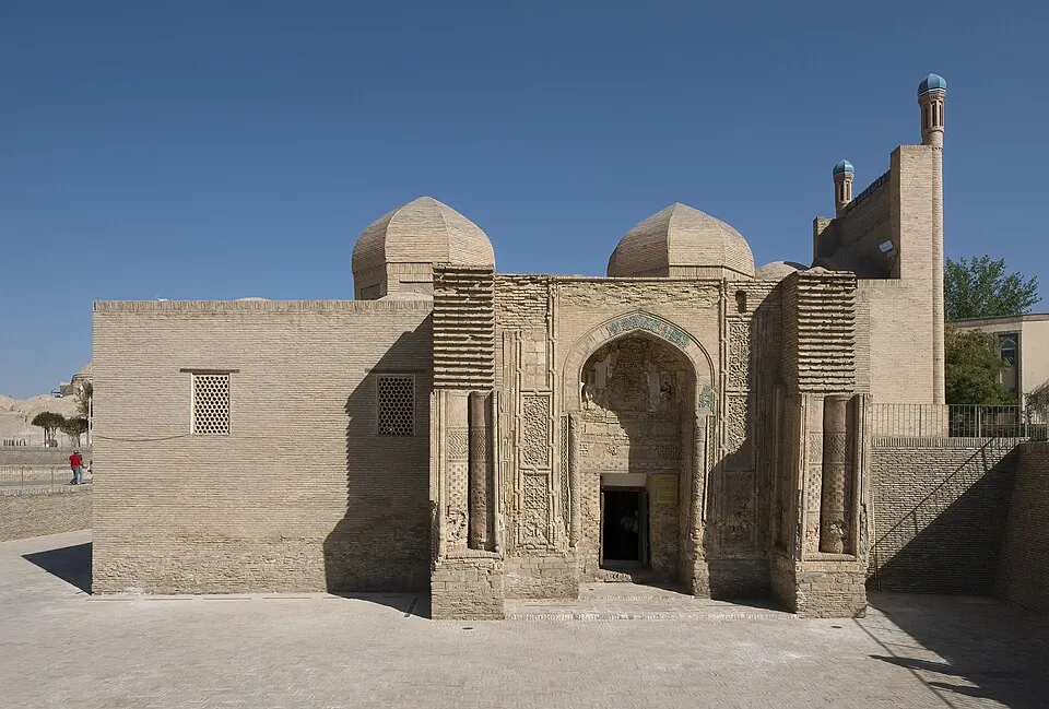 Magok-i-Attari Mosque