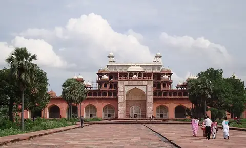 Akbar's tomb