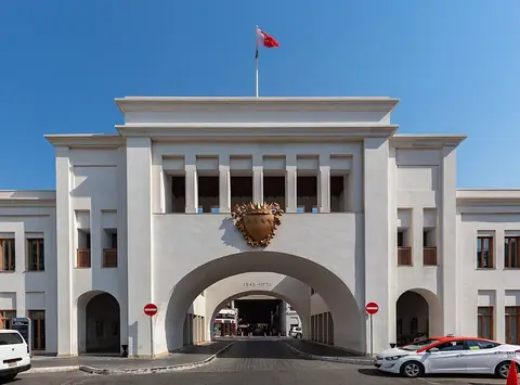 Bab Al Bahrain