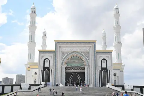 Hazrat Sultan Mosque