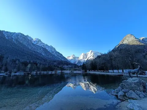 Lake Jasna