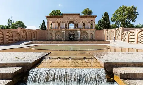 Shazdeh Garden