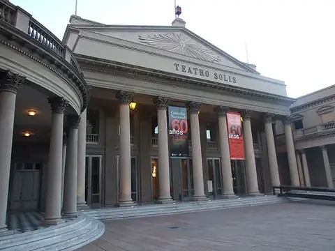 Solís Theatre